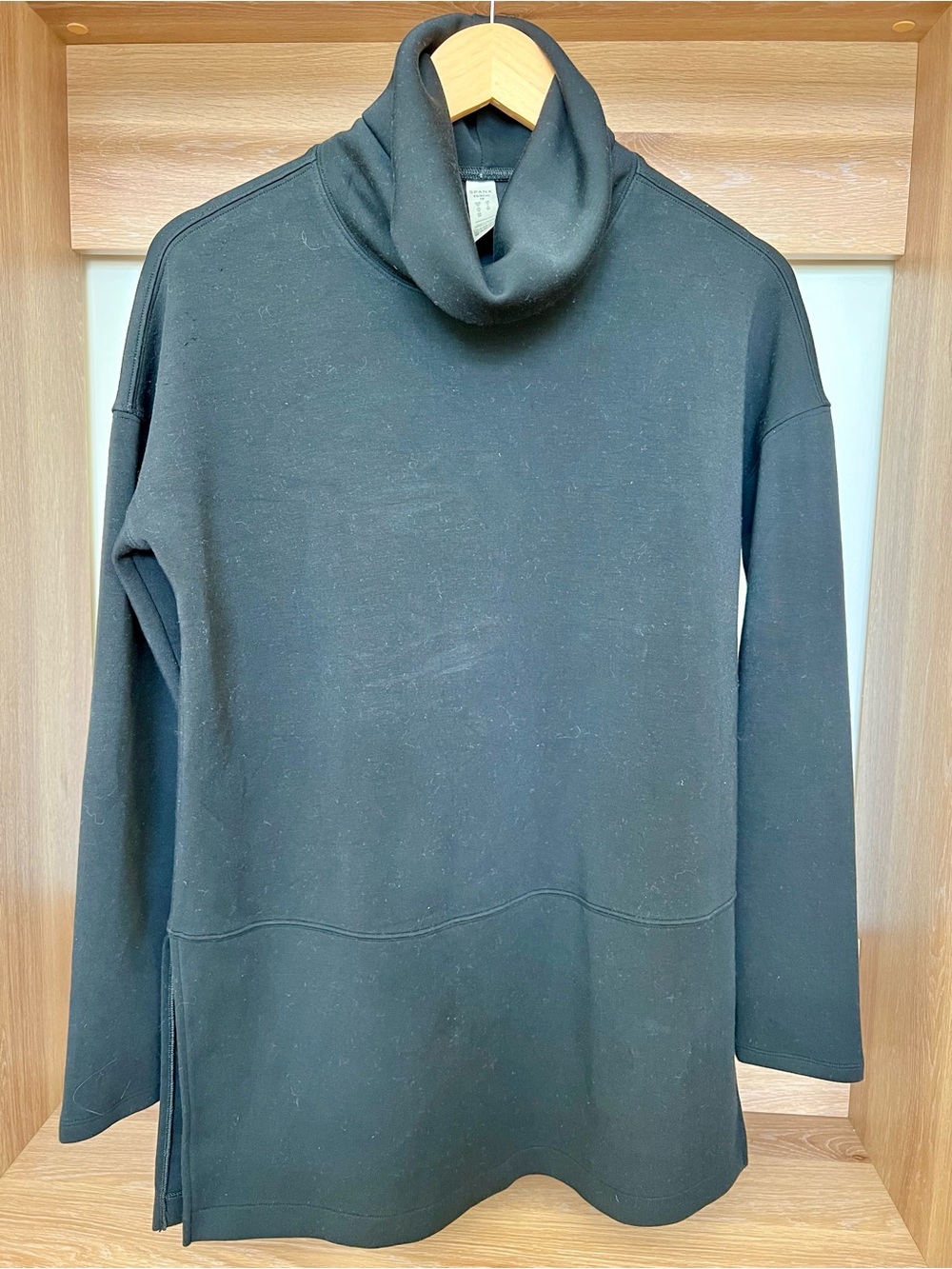 SPANX Black Women's Turtleneck Tunic